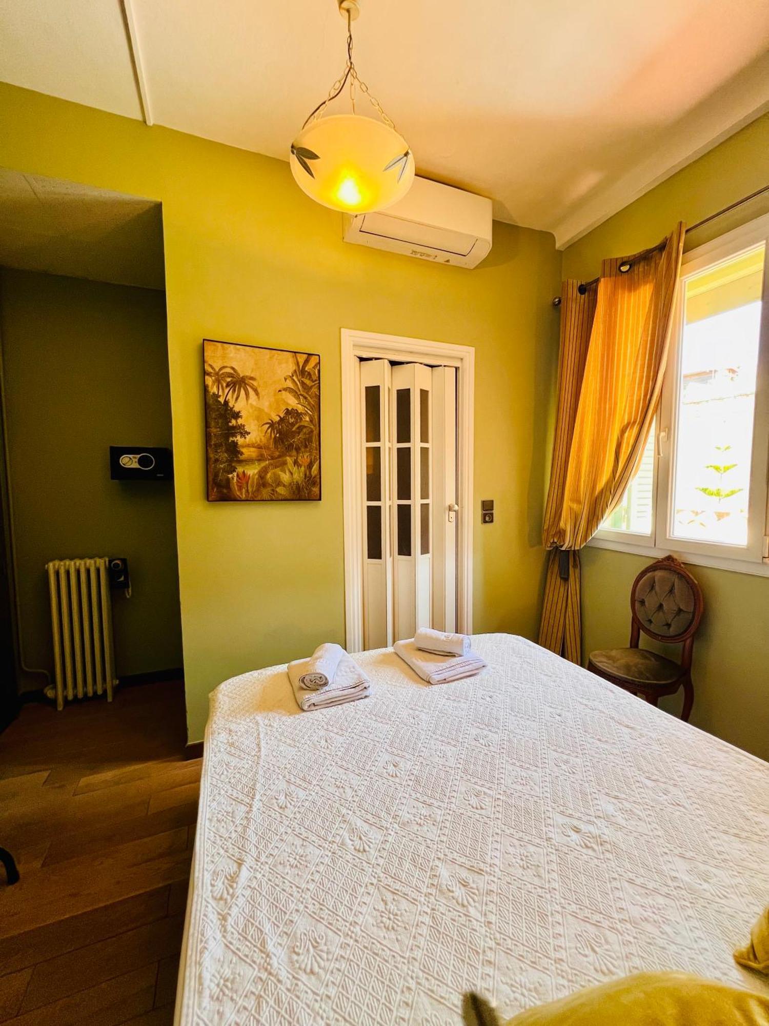 Hotel Le Ponteil Antibes Buitenkant foto