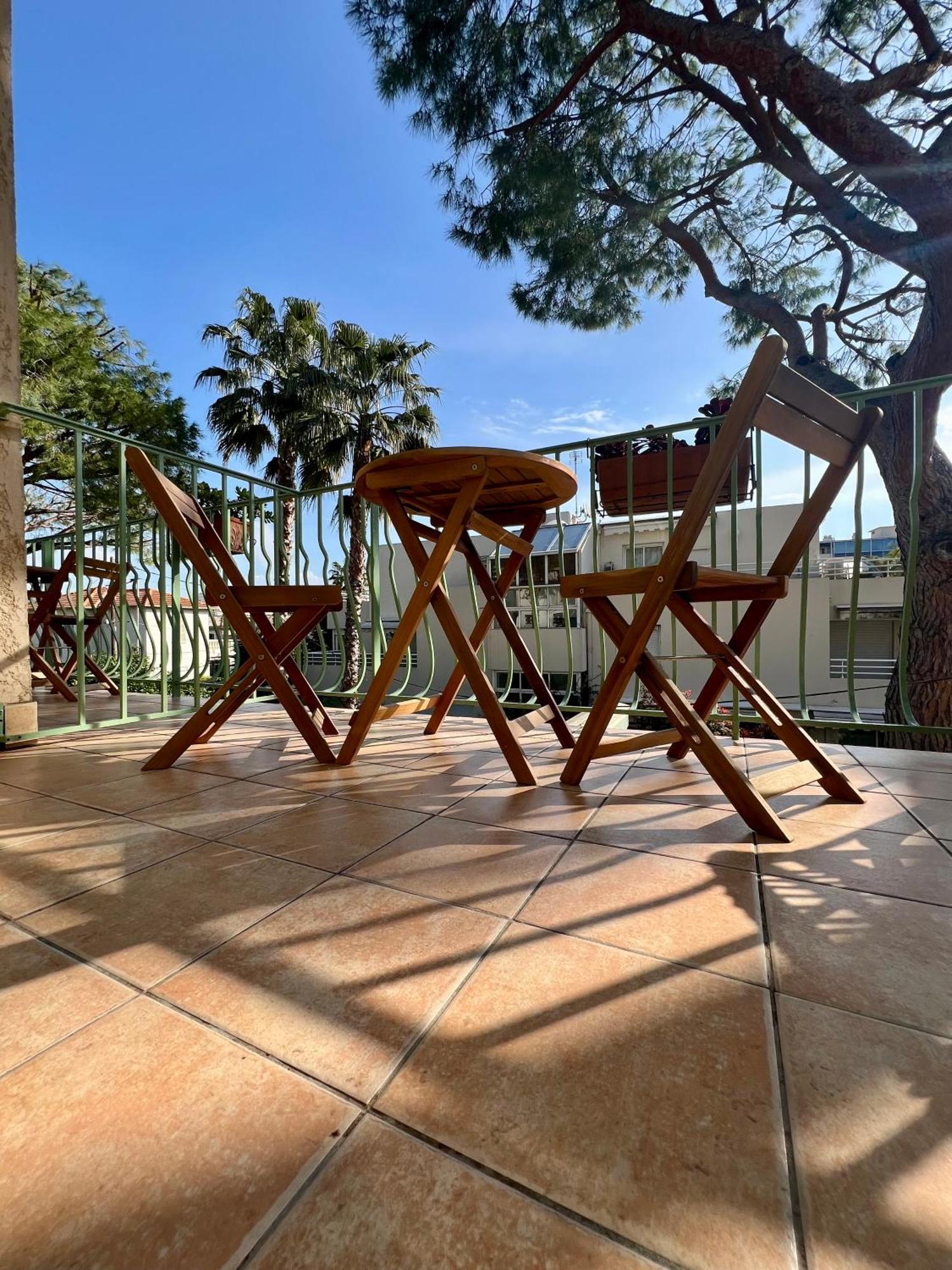 Hotel Le Ponteil Antibes Buitenkant foto